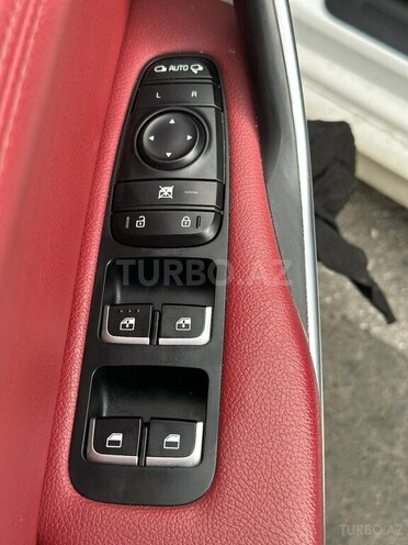 Kia Stinger-12