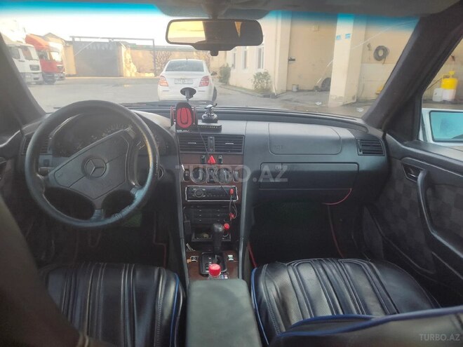 Mercedes C 180-4