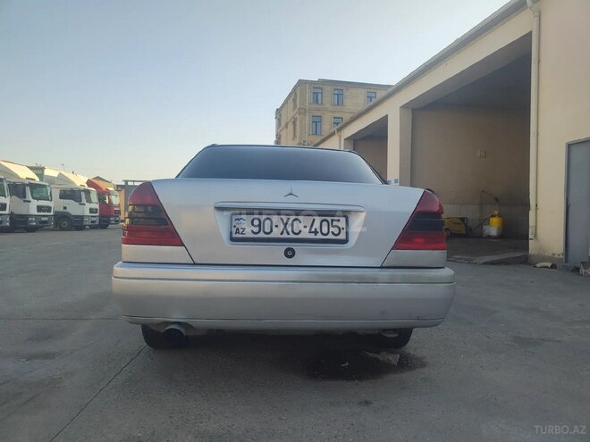 Mercedes C 180-3