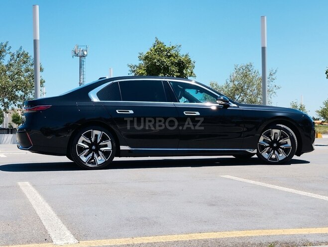 BMW 740-4