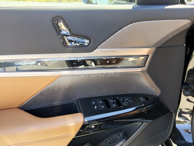 BMW 740-18