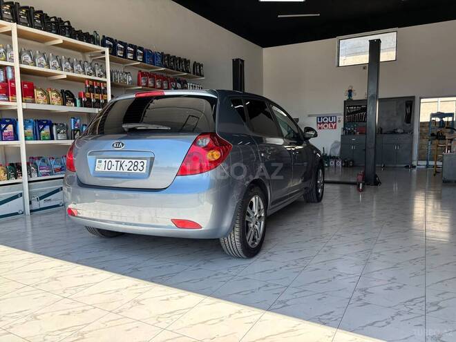 Kia Ceed-8