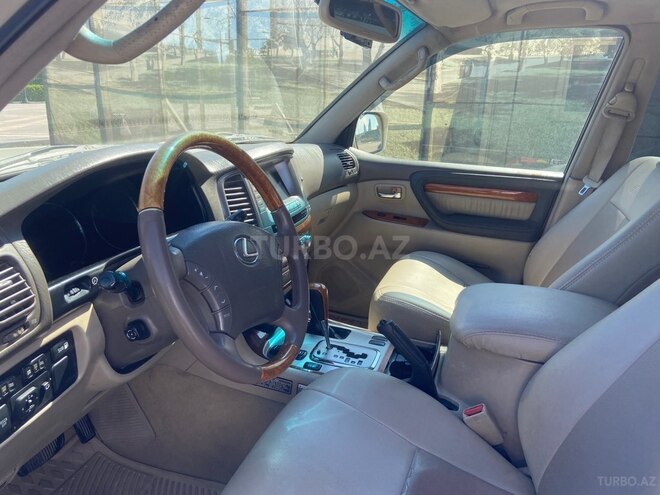 Lexus LX 470-9