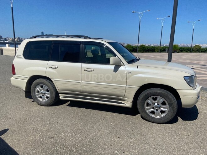 Lexus LX 470-4