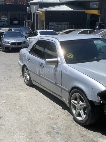 Mercedes C 180-5