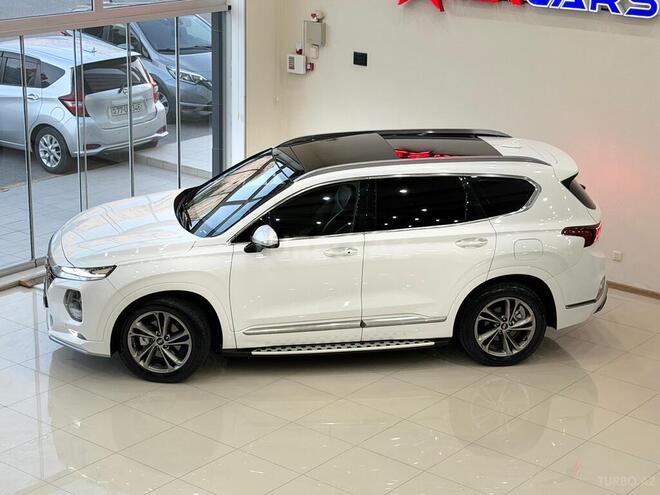 Hyundai Santa Fe-12