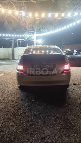 Toyota Prius-5
