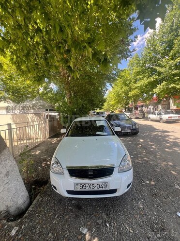 LADA (VAZ) Priora-1