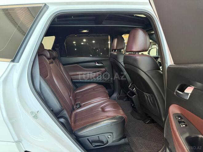 Hyundai Santa Fe-37