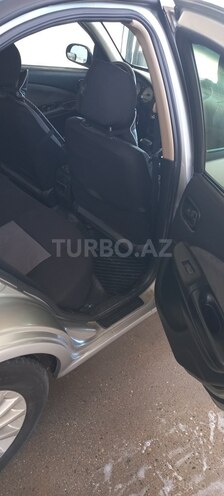 Nissan Sunny-4