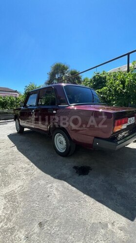 LADA (VAZ) 2107-2