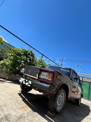 LADA (VAZ) 2107-4