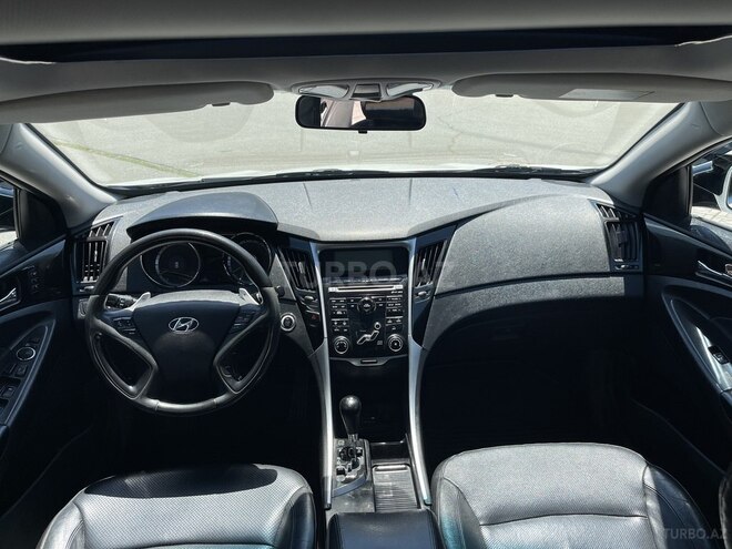 Hyundai Sonata-7