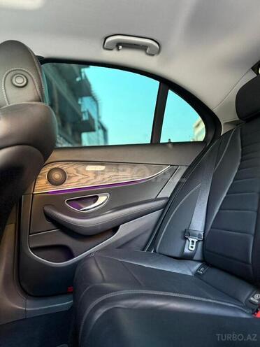 Mercedes E 220 d-19