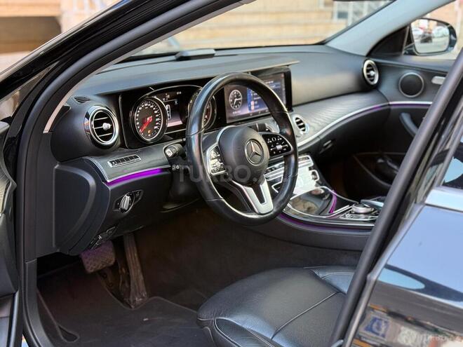 Mercedes E 220 d-15