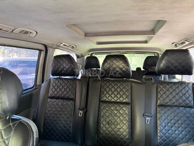Mercedes Viano-8