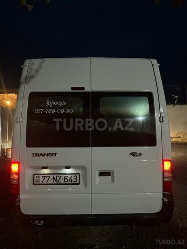 Ford Transit-5