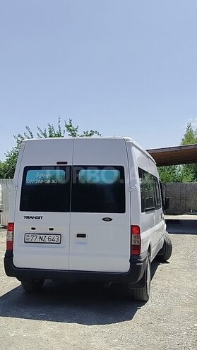 Ford Transit-7