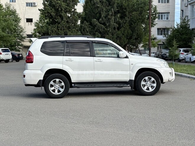 Toyota Land Cruiser Prado-6