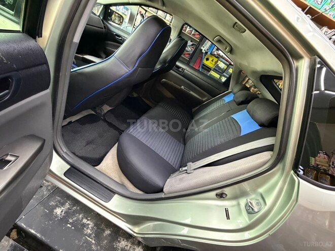 Toyota Prius-15