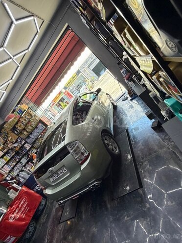 Toyota Prius-7