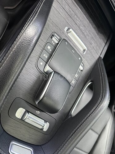 Mercedes GLS 450 4MATIC-20
