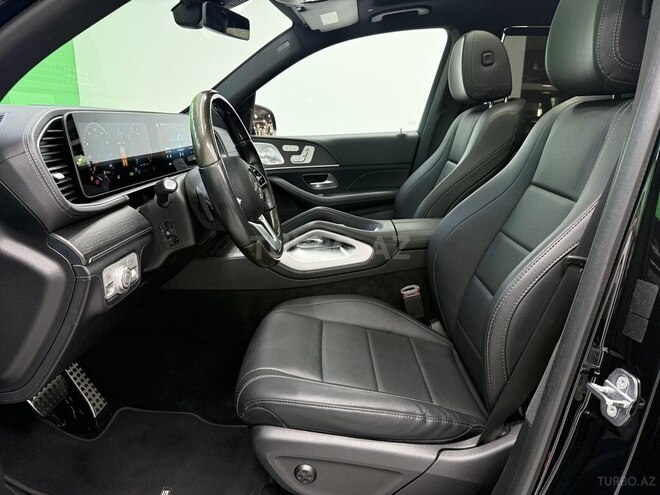Mercedes GLS 450 4MATIC-8