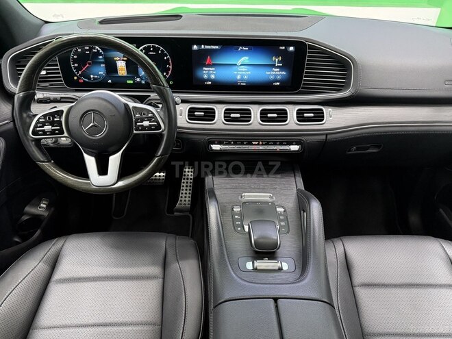 Mercedes GLS 450 4MATIC-10