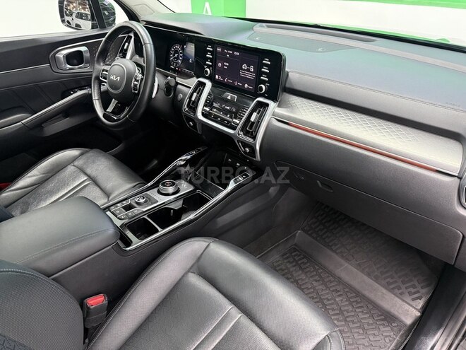 Kia Sorento-11