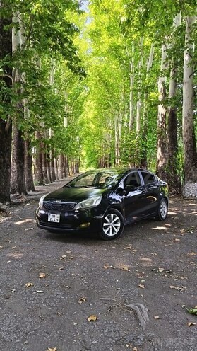 Kia Rio-3
