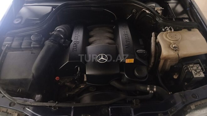 Mercedes C 240-11