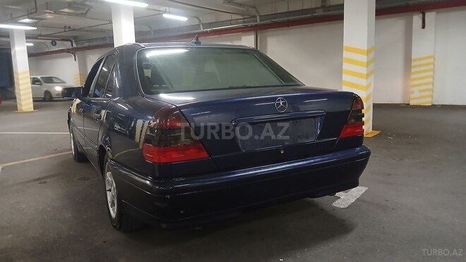 Mercedes C 240-4