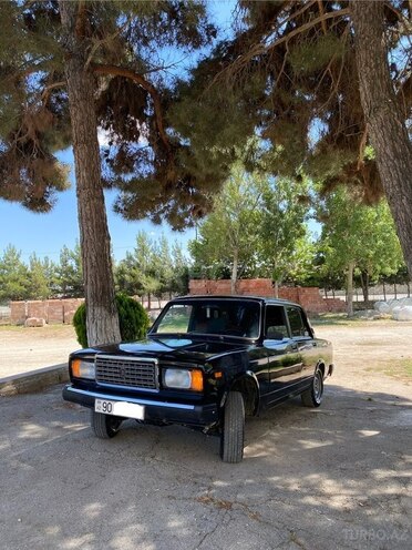 LADA (VAZ) 2107-1