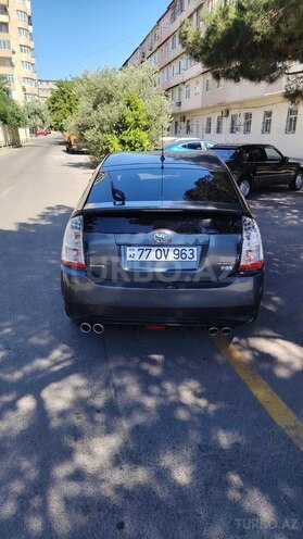 Toyota Prius-9