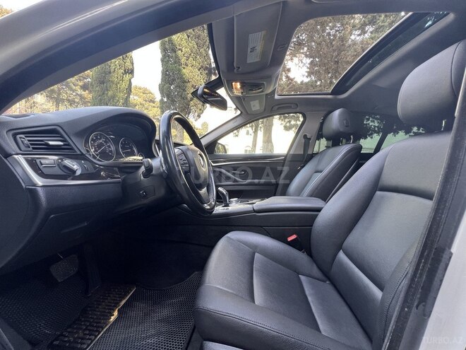 BMW 528-19