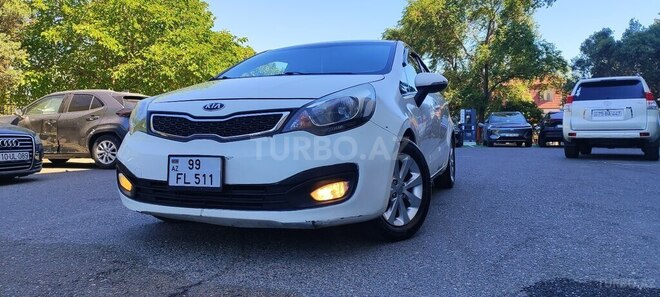 Kia Rio-2