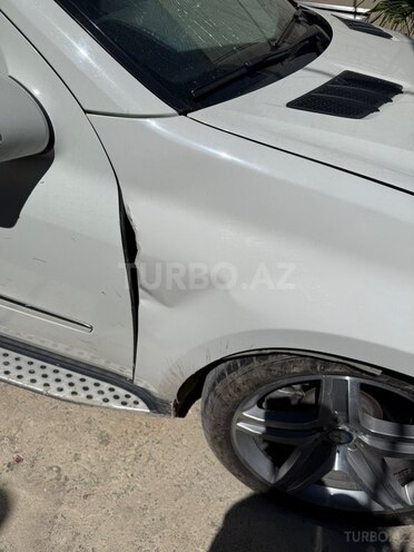 Mercedes GL 550 4MATIC-2
