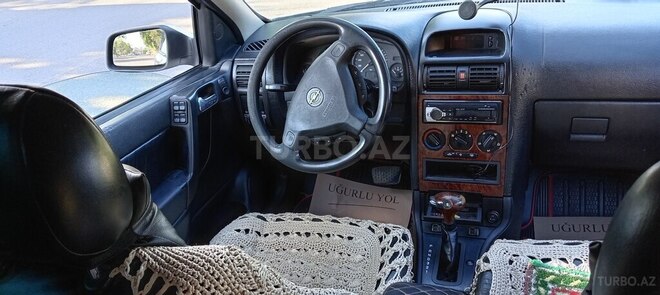 Opel Astra-9
