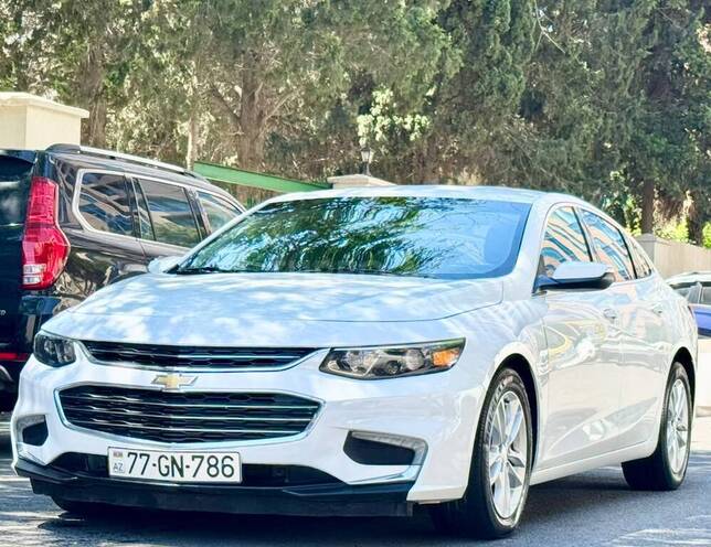 Chevrolet Malibu-5