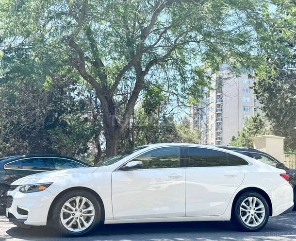 Chevrolet Malibu-8