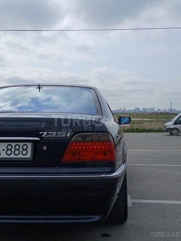 BMW 735-2