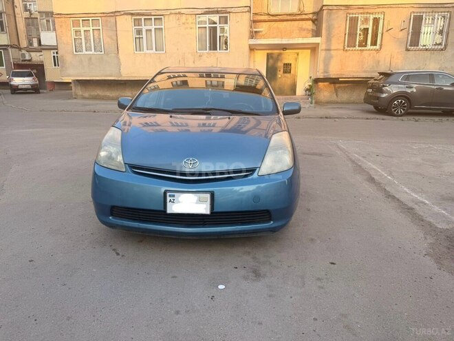 Toyota Prius-1