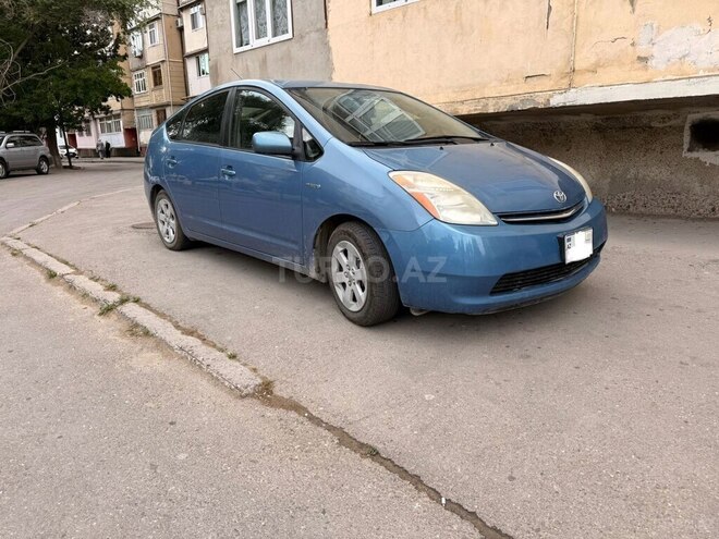 Toyota Prius-3