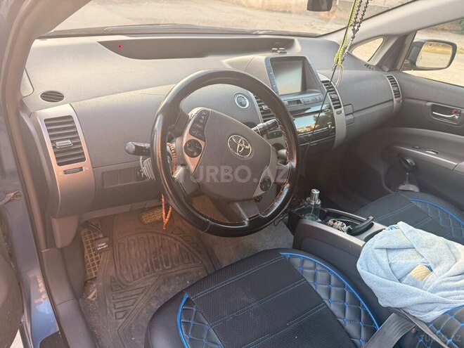 Toyota Prius-9