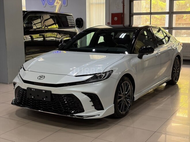 Toyota Camry-1