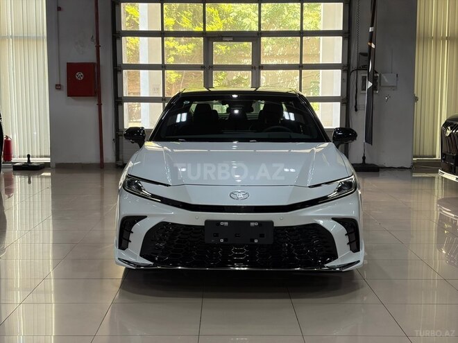 Toyota Camry-3