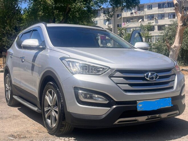 Hyundai Santa Fe-1