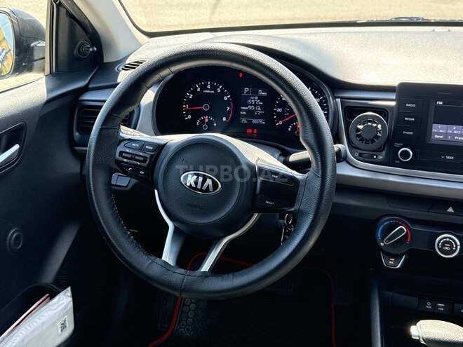 Kia Rio-12