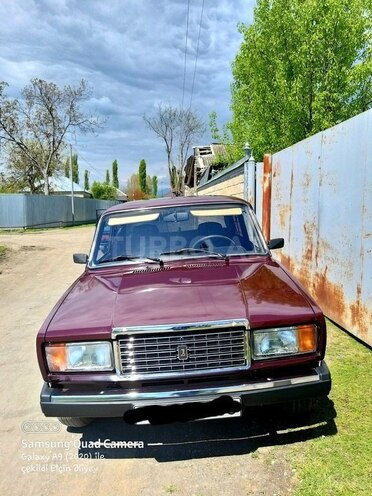 LADA (VAZ) 2107-1