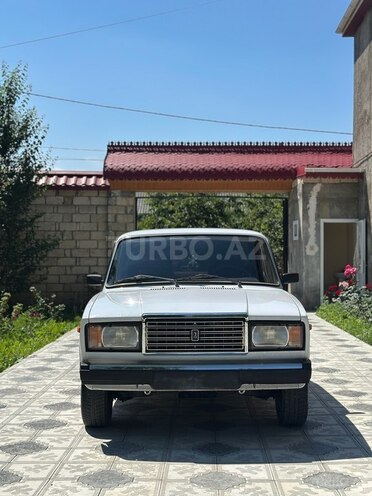 LADA (VAZ) 2107-1